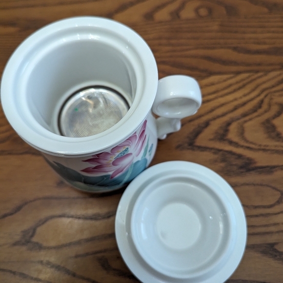 - Asiatica tea mug, cup with infuser and lid. Lotus flower.  Asian writing… - Picture 5 of 8